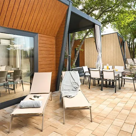 Amazing Home In Njivice With Swimming Pool